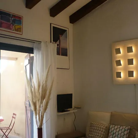 Santa Giulia Palace - Mini Wifi - Climatisation 别墅